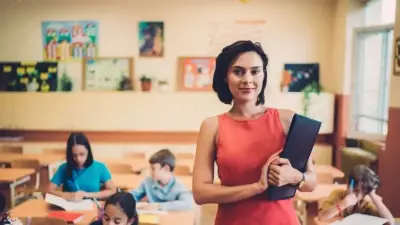 2026 Öğretmen Maaşları Belli Oldu: Uzman ve Başöğretmen Maaşı Ne Kadar?