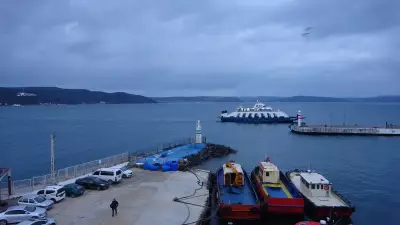 Çanakkale Boğazı 45 Saat Sonra Açıldı: Lodos Fırtınası Etkisini Kaybetti