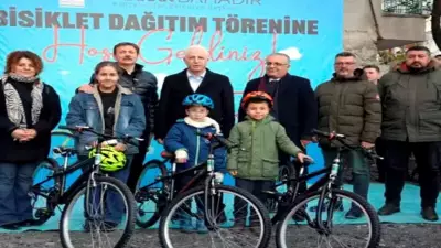 Bahçelievler'de 100 Çocuğa Daha Bisiklet Hediyesi, Ocak'ta Sayı 600'e Çıkıyor