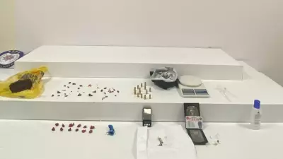 Çekmeköy'de Uyuşturucu Operasyonu: 4 Satıcı Yakalandı, Peçetelere Emdirilmiş Madde Ele Geçirildi