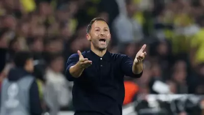 Fenerbahçe, Beşiktaş'tan Mert Günok Transferine Sıcak Bakıyor