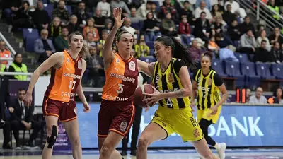 Fenerbahçe Opet, Kadınlar Türkiye Kupası'nı Galatasaray'ı 86-66 Yenerek Kaldırdı