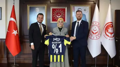 Fenerbahçe'den Bakan Özdemir Göktaş'a Ziyaret: Transferlerden %1 Dezavantajlı Çocuklar İçin