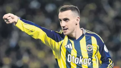 Galatasaray, Adana'da Fenerbahçe'yi 2-0 Yendi: Kerem ve Duran Vurdu