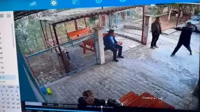 Mersin'de 12 Yaşındaki Öğrenci Okul Müdürünü Vurdu: Baba-Oğul Tutuklandı