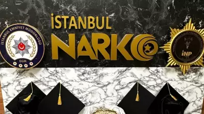 Mezuniyet Kepinde Şok: 53 Bin Uyuşturucu Hap Ele Geçirildi