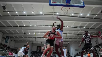 Namağlup Beşiktaş GAİN, Aliağa Petkim'i 75-72 Yendi: Seri 13 Maça Ulaştı