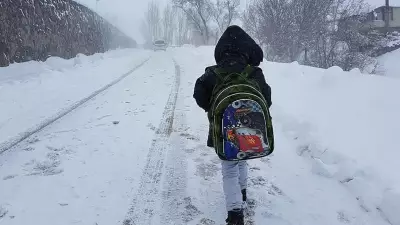 Sakarya'da Kar Tatili: 3 İlçede Okullar 1 Gün Tatil Edildi