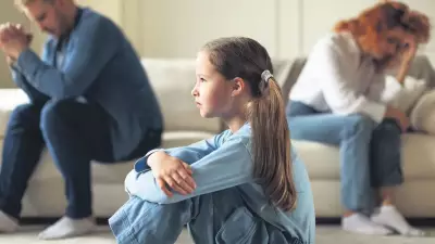 Sessiz Evlerde Büyüyen Çocuklar: Duygusal Kopuşun Görünmeyen Yükü