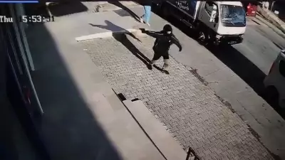 İstanbul Arnavutköy'de 14 Yaşındaki Saldırgan Zincir Markete Ateş Açtı