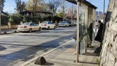 İstanbul'da 1 Aylık Bebek Otobüs Durağında Terk Edildi