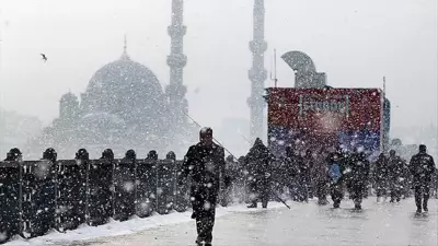 İstanbul'da Kar Yağışı Kaç Gün Sürecek? Meteoroloji'den Sarı Kodlu Uyarı