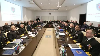 Yaşar Güler, Deniz Kuvvetleri Yıllık Komutanlar Toplantısı'na Başkanlık Etti