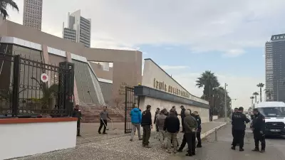İzmir Adliyesi'nde Şüpheli Paket Alarmı: Bomba İmha Ekipleri Müdahale Etti