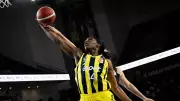 Fenerbahçe Opet, Emlak Konut'u 88-70 Yenerek Liderliğini Sürdürdü