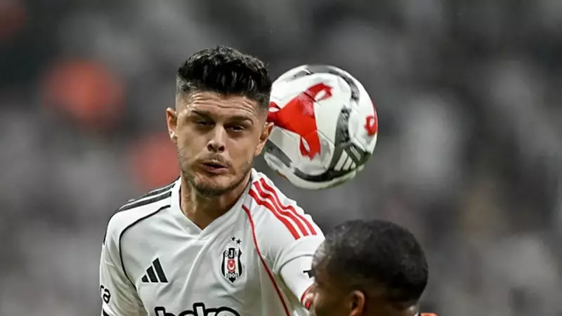 Beşiktaş Taraftarları Yıldız Futbolcuya Kızgın: Şok Transfer Skandalı!