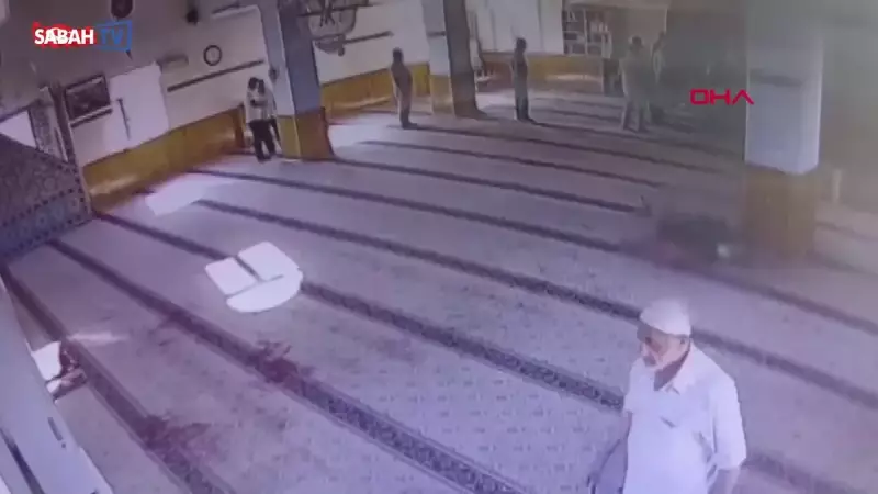Camide Yaşanan Şok Edici Cinayetin Görüntüleri Ortaya Çıktı: İşte Tüm Detaylar