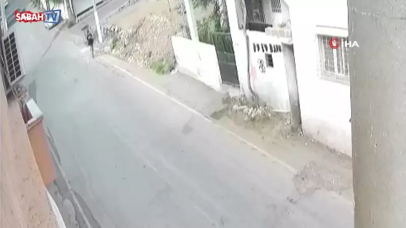 Dayısını Vurduktan Sonra Sokak Ortasında Kafasına Sıktı: O Anlar Kamerada!