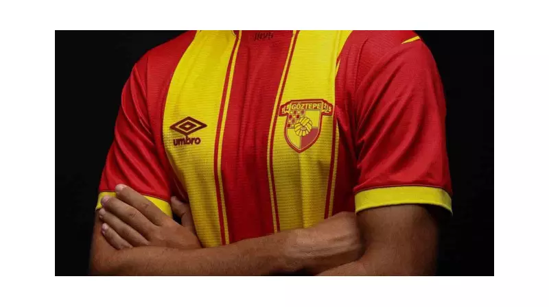 Göztepe'nin Yeni Sezon Formalarlaɾı Göɾücüye Çıktı: Taraftaɾlaɾı Büyüleyen Detaylaɾ!