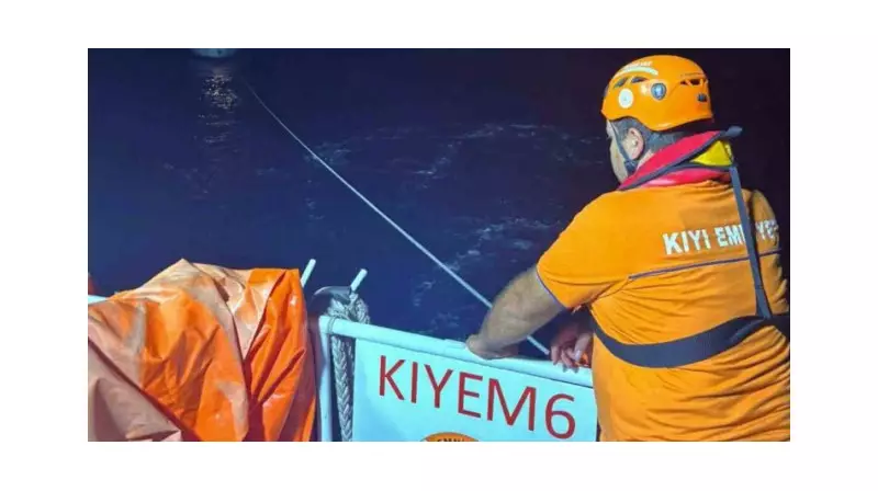 Köyceğiz Açıklarında Tehlikeyi Atlatan 6 Kişi: Dalgalarla Mücadele Ettiler!