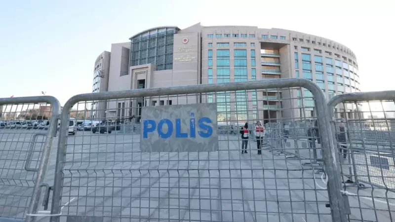 Kırmızı Bültenle Aranan Şahıs Dubai'de Yakalandı: Evinden Çıkanlar Şok Etti!