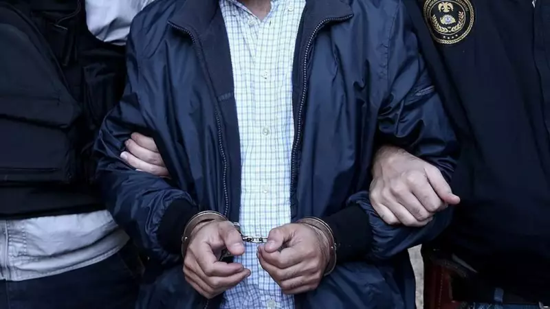 Kırmızı Bültenle Aranan Zanlı, Hatay'da Kıskıvrak Yakalandı!