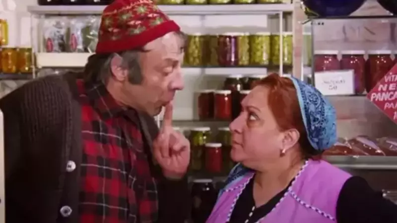 Neseli Günler Filmi: Efsane Oyuncuları, Unutulmaz Sahneleri ve Çekim Hikayeleri