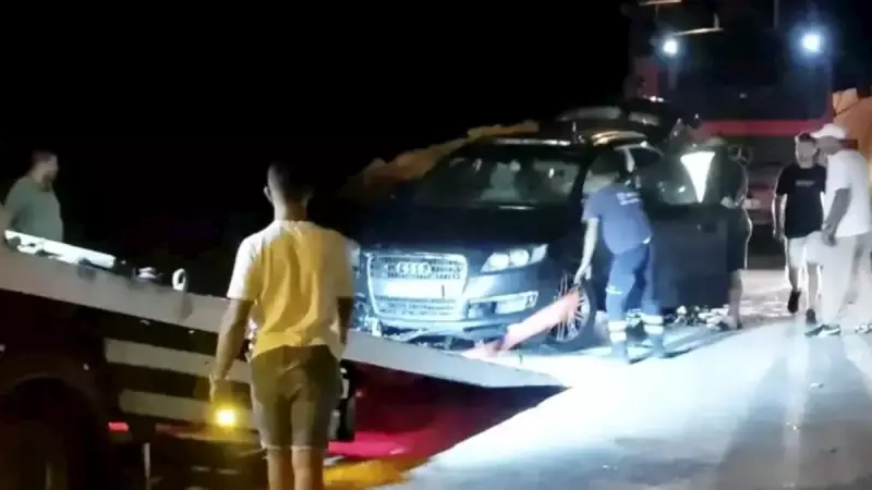 Son Anda Mucize! Park Halindeki Araç Denize Uçtu, Sürücü Kıl Payı Kurtuldu