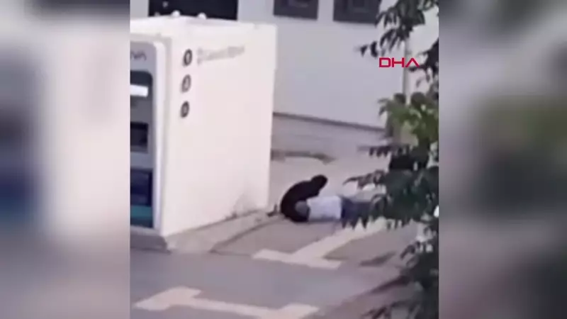 Tüyler Ürperten Olay: Bebeğini Gezdiren Anne Silahlı Çatışmada Can Verdi!