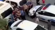 Avcılar'da Kavga Sonrası Kaçan Şüpheli Camı Kırdı: 2'si Polis 4 Yaralı!