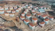 Deprem Konutları Hızla Yükseliyor: Yeni Yaşamlar İçin Temeller Atılıyor