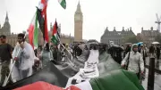 Londra'da Filistin İçin Dev Kalabalık: Binlerce Kişi Adalet İçin Yürüdü!
