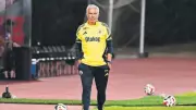 Mourinho'dan Şaşırtan Açıklama: 'Final Dokunuşunu Yönetim Yapmalı'