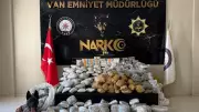 Van'da Kamyonetin Sırrı: 120 Kilo Uyuşturucu Ele Geçirildi!