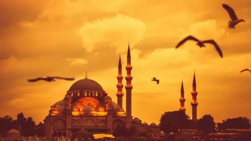 2025 İçin En Özel Cuma Mesajları: Resimli, Dua ve Hadislerle Dolu Hayırlı Cumalar Sözleri