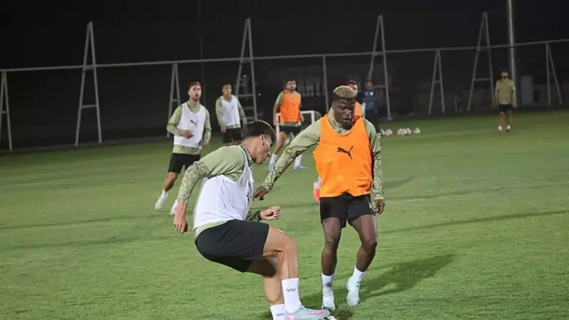 Alanyaspor ve Karagümrük Kıran Kırana Bir Hazırlık Maçına Hazırlanıyor!