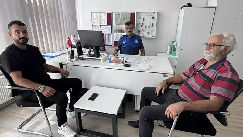 Altın Dolu Çantayı Buldu ve İnanılmaz Bir Şekilde Sahibine Ulaştırdı! İşte O Anlar