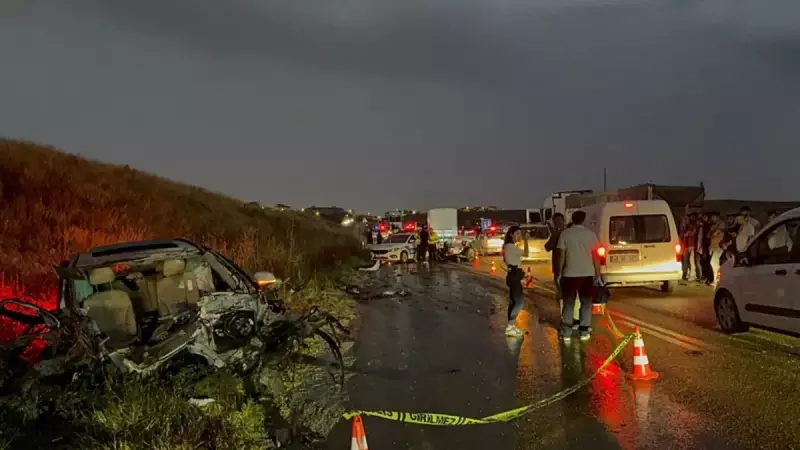 Ankara'da Feci Kaza: TIR ile Otomobil Kafa Kafaya Çarpıştı! 1 Can Yandı