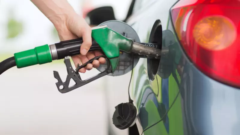 Araç Sahipleri Dikkat! Benzine Zam Kapıda: 26 Ağustos Fiyatları Açıklandı