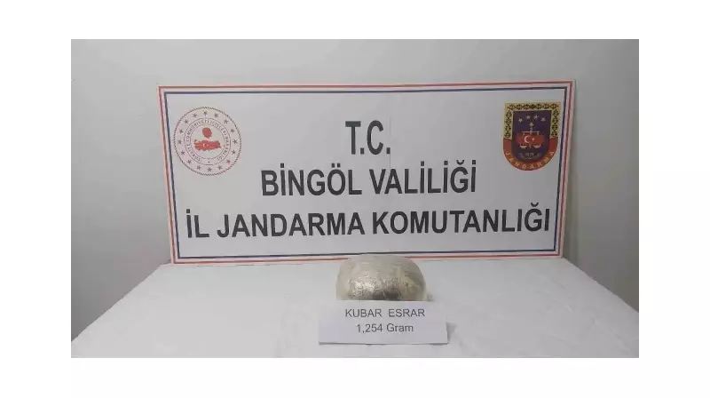 Bingöl'de Dev Uyuşturucu Operasyonu: 1 Kilo Esrar Ele Geçirildi!
