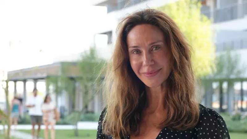 Demet Şener'den Tatil Sırları: 'Sahilde Yoga ve Doğayla İç İçe Bir Yaşam'