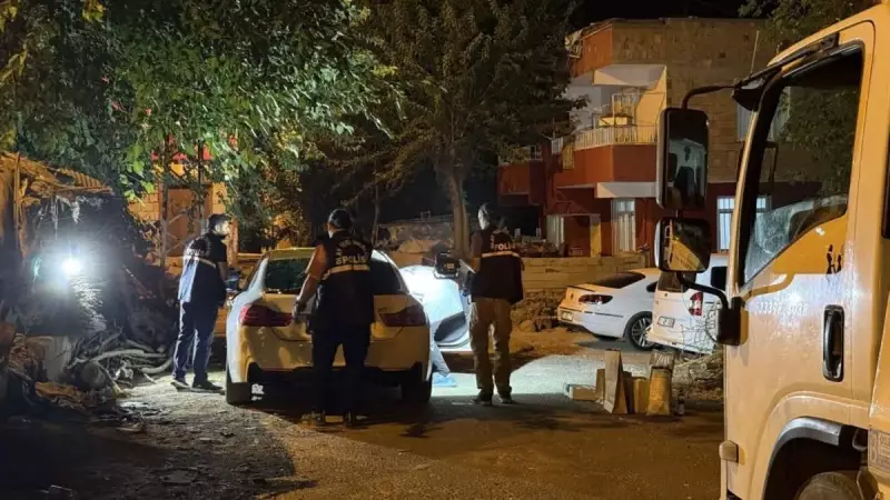 Diyarbakır'da Korkunç Gece: Silahlı Saldırıda 2 Kişi Hayatını Kaybetti, 6 Yaralı