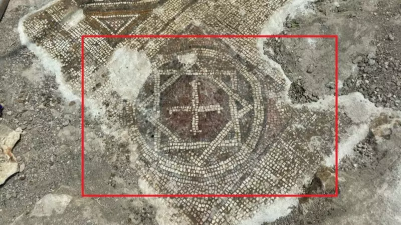 Diyarbakır'da Tarihi Keşif: Mezar Kazısında Davut Yıldızı ve 6 Satırlık Dilekçe Bulundu!