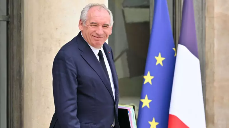 Fransa'da Siyasi Deprem: Macron Güven Oylamasına Gidiyor!