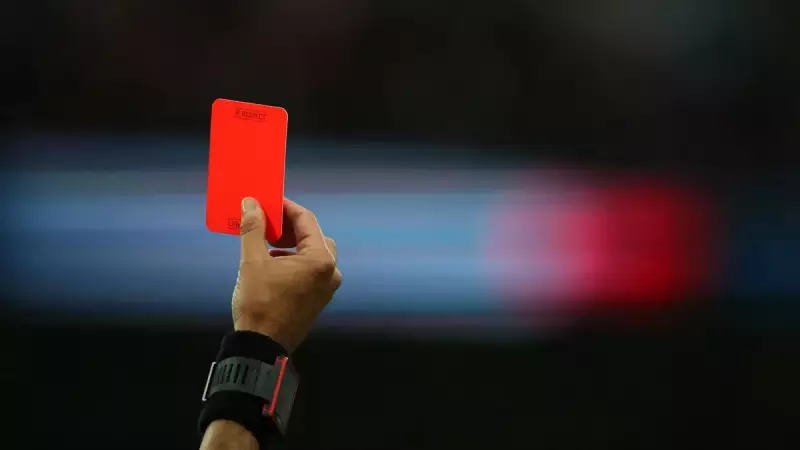 Futbolun Kırmızı Kart Canavarları! Türkiye'den Bir İsim Listede
