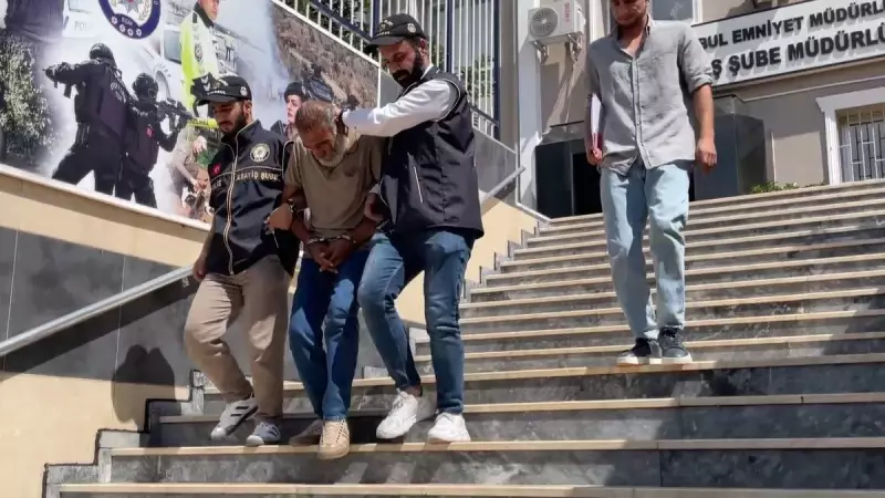 Galata Köprüsü'nde 80'ler Filmlerini Aratmayan Kumar Baskını! Şüpheli Yakalandı