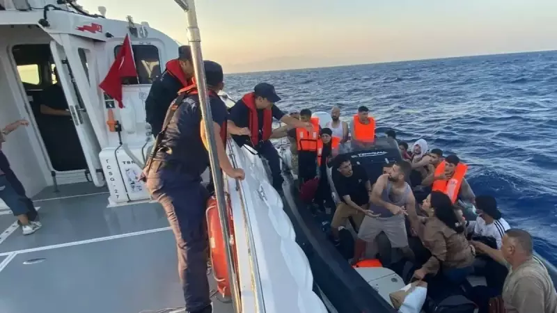 Marmaris'te Kaçak Göçmen Operasyonu: 22 Yakalandı, 2 Organizatör Tutuklandı!