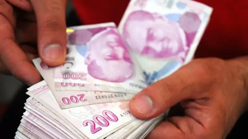 Memurlar İçin Şok Zam Açıklaması! 2026 ve 2027'de Maaşlar Nasıl Değişecek?