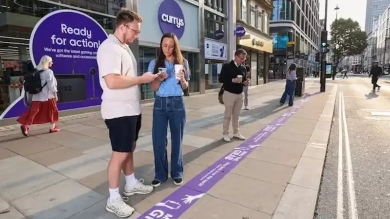 İngiltere'de Sokak Çeteleri Alarmı: Telefonunuzu Kaptırmayın!