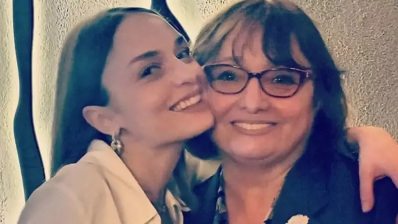 Nilperi Şahinkaya'nın Kalbini Parçalayan Anne Acısı: 'Kızımı Özledim' Çığlığı